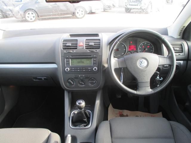2006 VOLKSWAGEN GOLF 2.0 SPORT TDI 5d image 4