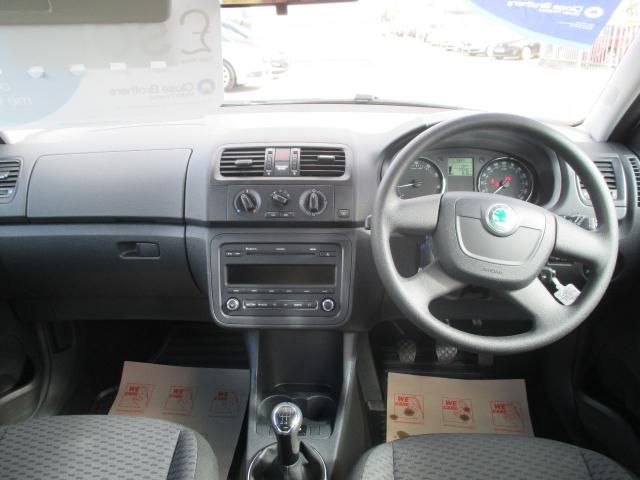 2012 SKODA FABIA 1.2 SE 12V 5d image 4