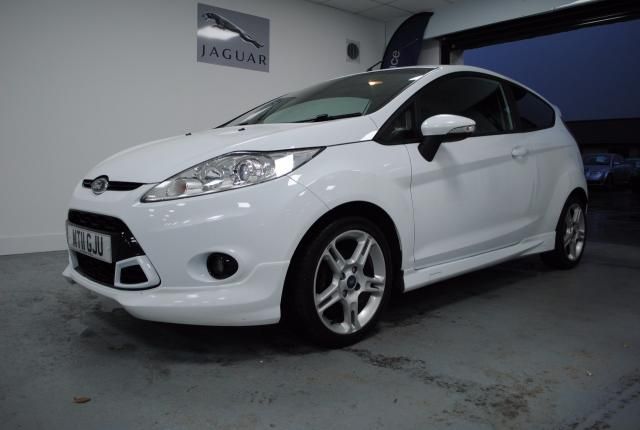 2011 FORD FIESTA 1.6 ZETEC S TDCI 3d image 1