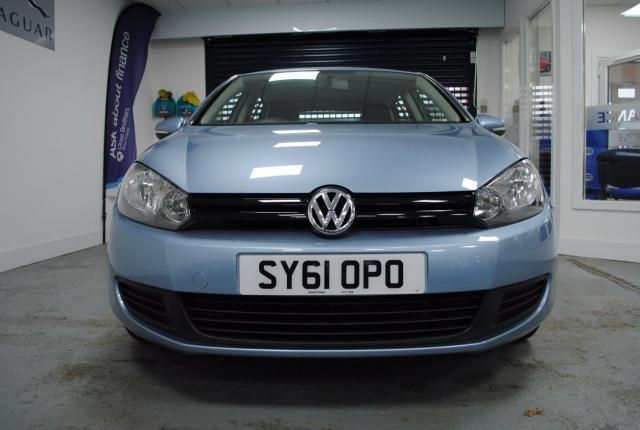 2011 VOLKSWAGEN GOLF 1.6 S TDI 5d image 2