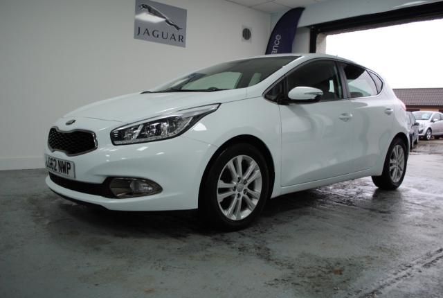 2012 KIA CEED 1.6 CRDI 3 ECODYNAMICS 5d image 1