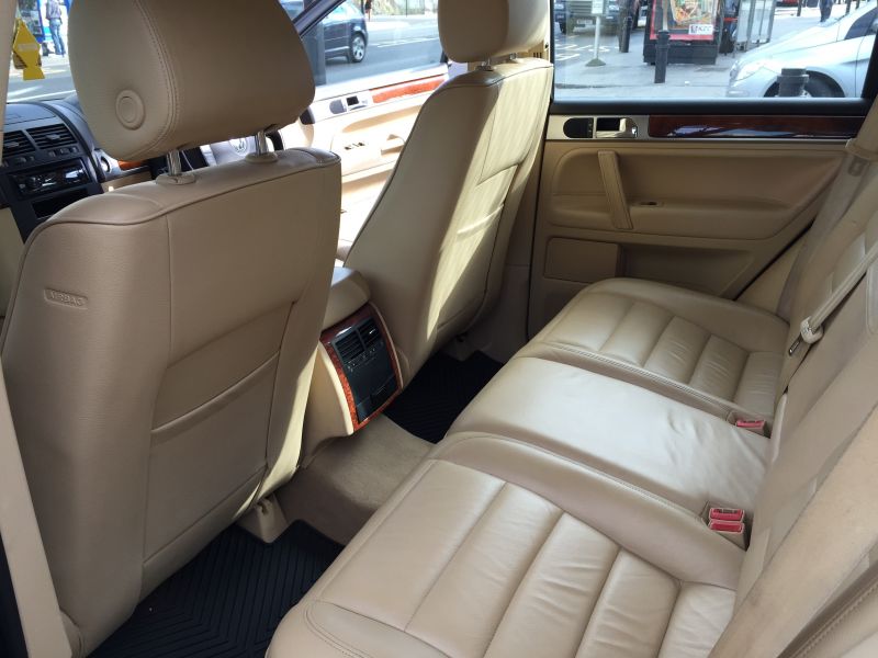 2004 Volkswagen Touareg 2.5 TDI Sport 5dr image 5