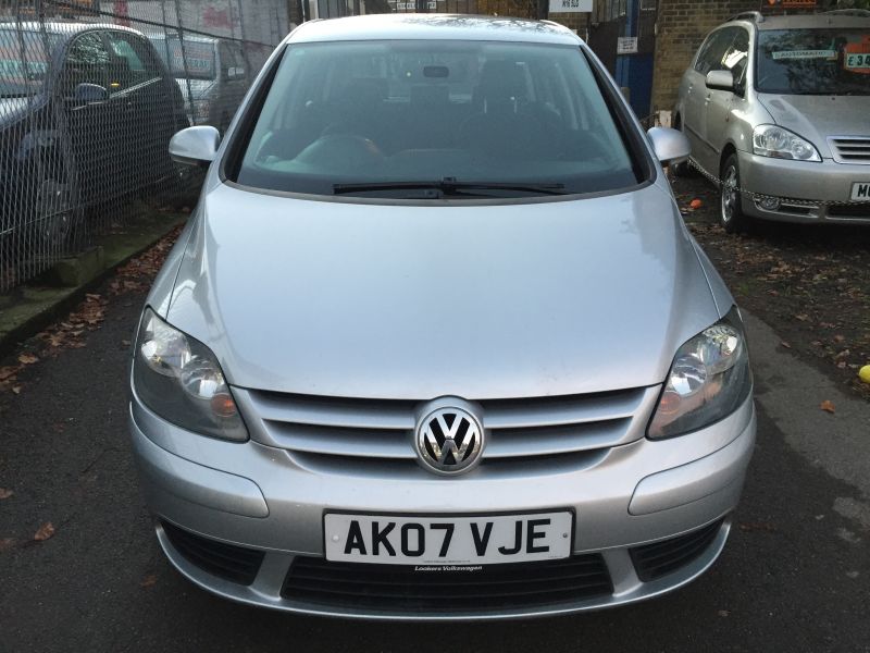 2007 Volkswagen Golf Plus1.9 TDI 5dr image 1