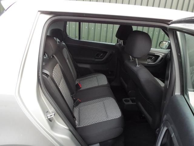 2011 SKODA FABIA 1.2 SE PLUS 12V 5d image 5