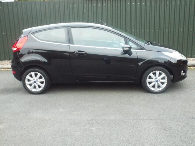 2011 FORD FIESTA 1.4 Zetec 16V 3d image 2