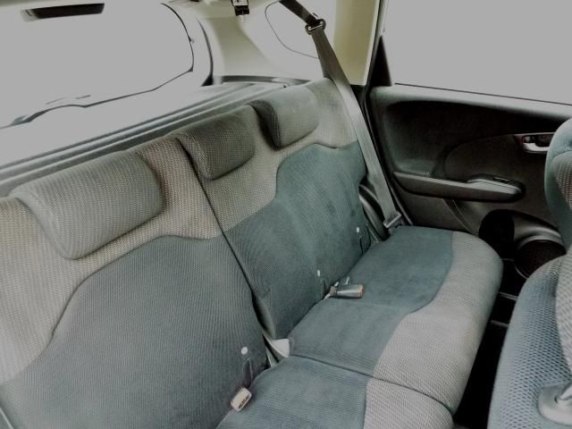 2012 HONDA JAZZ 1.3 I-VTEC ES 5d image 5