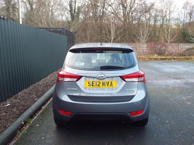 2012 HYUNDAI IX20 1.6 ACTIVE 5d image 3