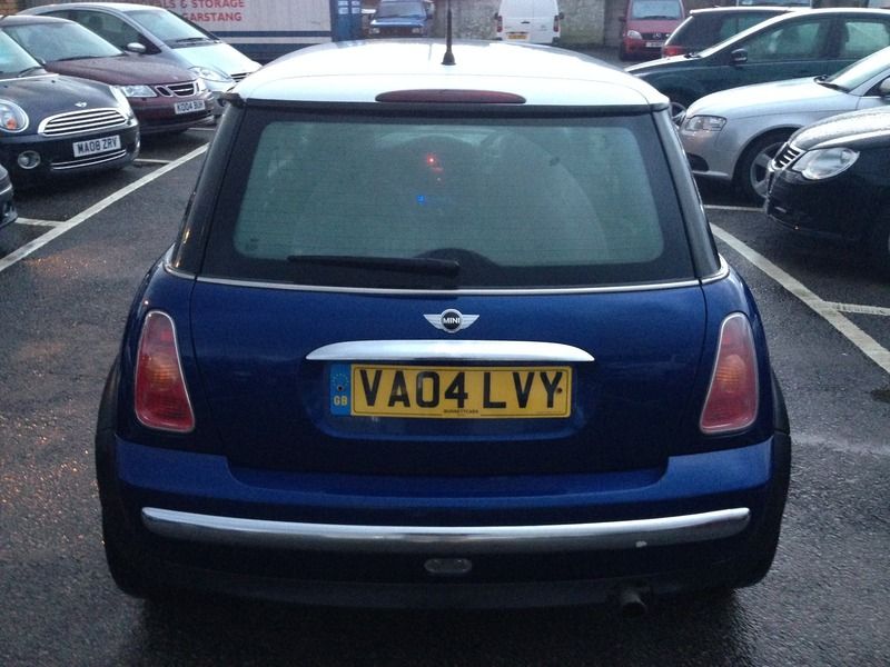 2004 MINI Hatch ONE image 3
