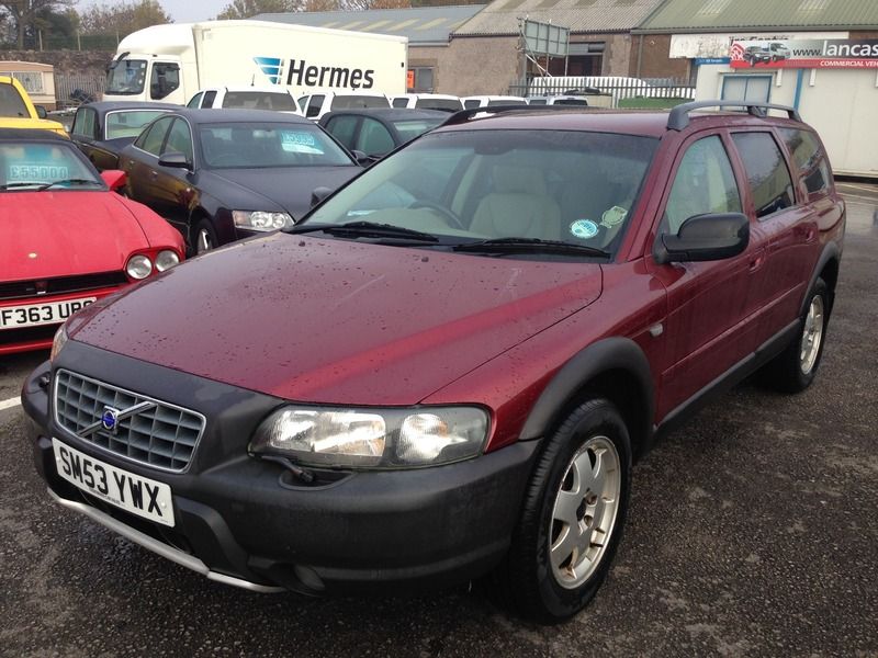 2003 Volvo XC70 D5 SE GEARTRONIC image 2