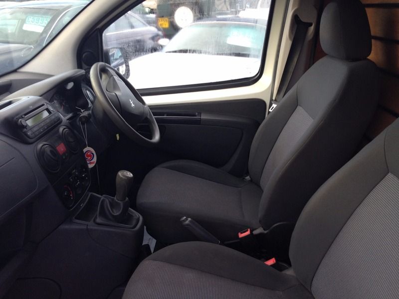 2010 Peugeot Bipper HDI S image 4