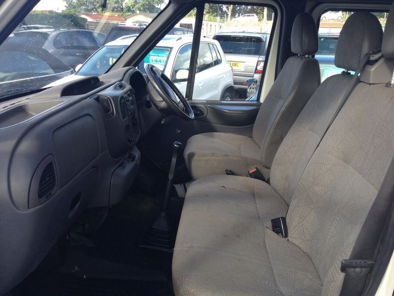 2003 Ford Transit 350L image 5