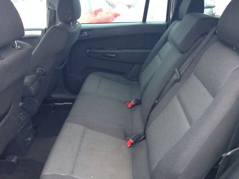 2008 Vauxhall Zafira SRI image 4