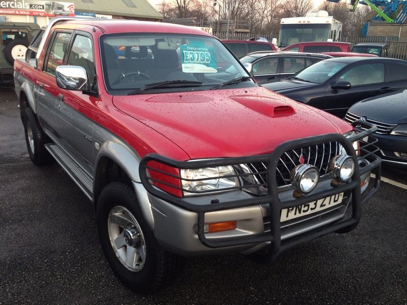 Mitsubishi L200 4life LWB DCB 4WD image 1