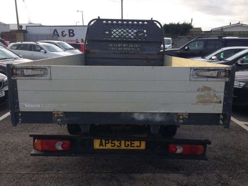 2003 Nissan Cabstar LWB DCC image 2