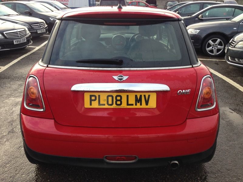 2008 MINI Hatch ONE image 3