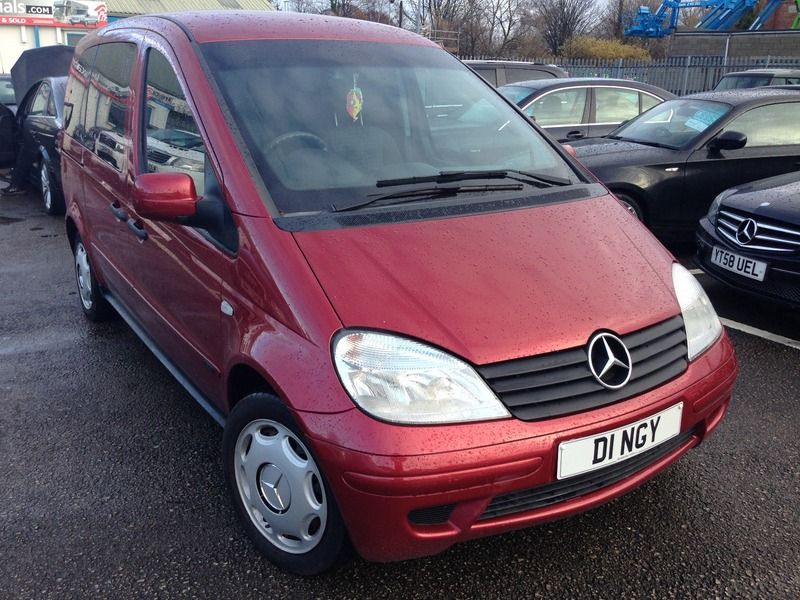 2004 Mercedes Vaneo Trend CDI image 1