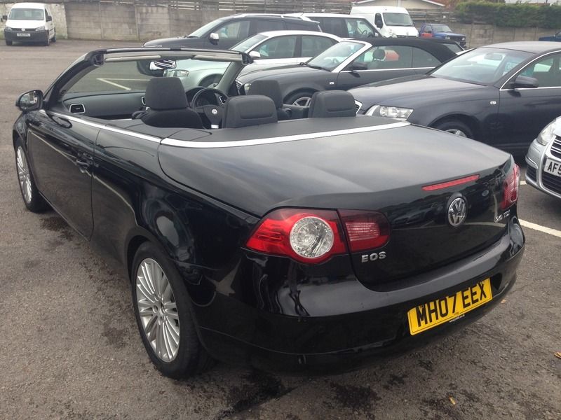 2007 Volkswagen Eos Sport TDI image 2