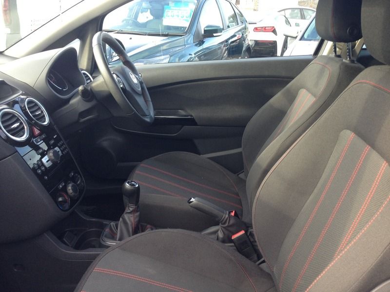 2013 Vauxhall Corsa SXI AC image 4