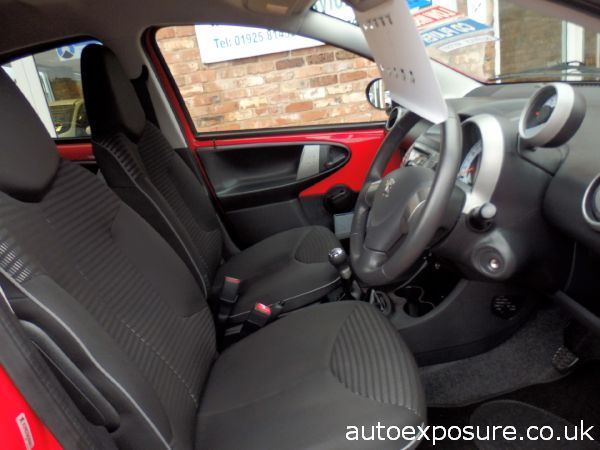 2012 Peugeot 107 1.0 Allure image 4