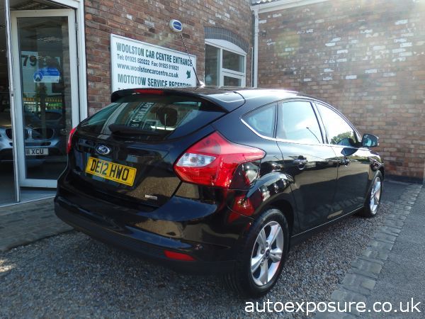 2012 Ford Focus 1.6 TDCi 115 Zetec image 3