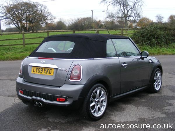 2009 MINI Convertible 1.6 Cooper S image 3