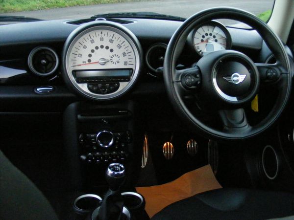 2010 MINI Hatchback 1.6 Cooper S image 4