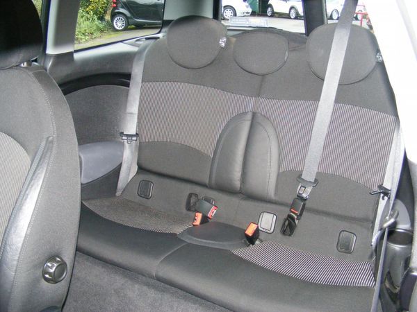 2010 MINI Clubman 1.6 Cooper image 5