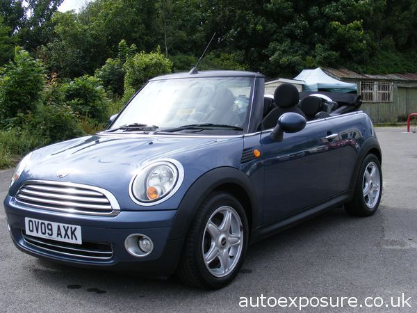 2009 MINI Convertible 1.6 Cooper image 1