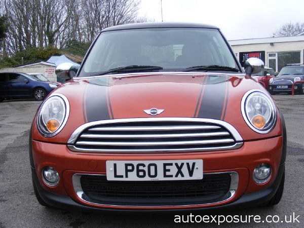 2010 MINI Hatchback 1.6 Cooper image 2