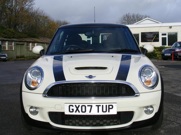 2007 MINI Hatchback 1.6 Cooper S image 2
