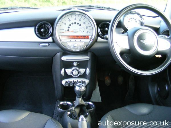 2007 MINI Hatchback 1.4 One image 4