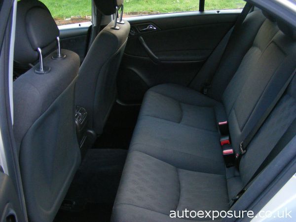 2004 Mercedes-Benz C180K Classic SE Auto image 5