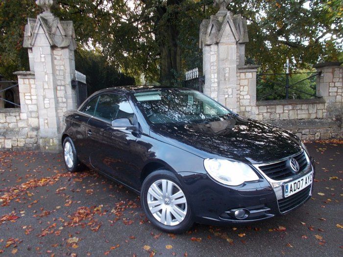 2007 Volkswagen Eos 2.0 FSI 2dr image 1