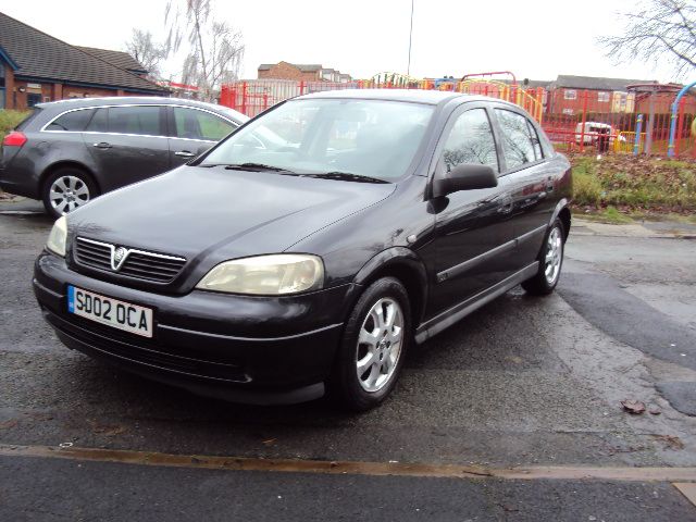 2002 VAUXHALL ASTRA 1.6 CLUB 16V 5d image 1
