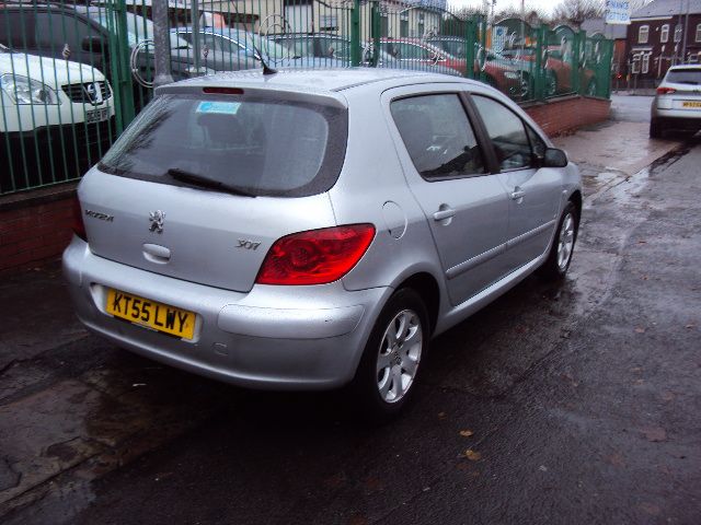 2006 PEUGEOT 307 1.6 S 5d image 3