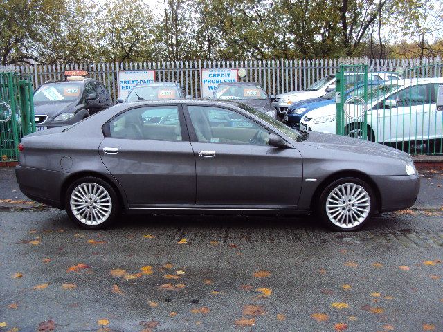 2005 ALFA ROMEO 166 2.0 16V 4d image 2