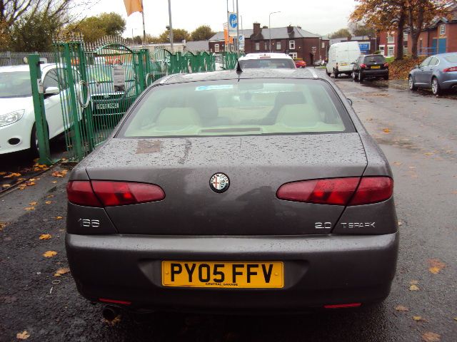 2005 ALFA ROMEO 166 2.0 16V 4d image 3