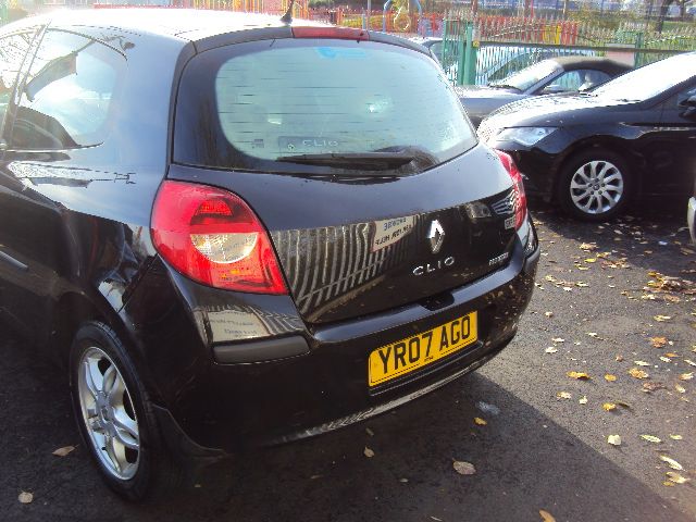 2007 RENAULT CLIO 1.1 EXTREME 16V 3d image 3