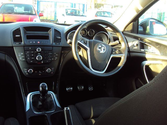 2009 VAUXHALL INSIGNIA 2.0 SRI CDTI 5d image 4