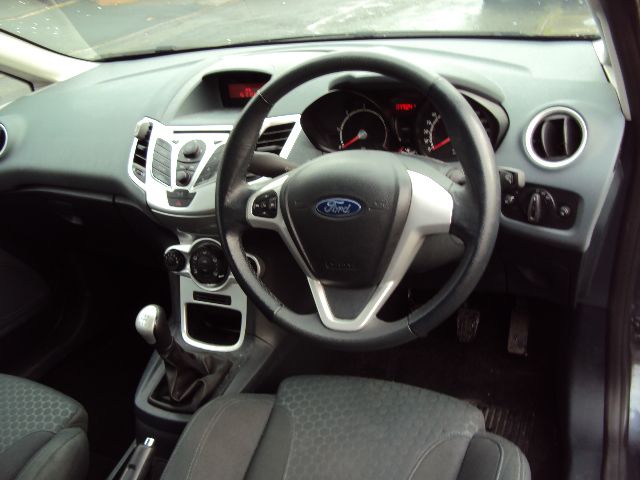 2009 FORD FIESTA 1.6 ZETEC S TDCI 3d image 4
