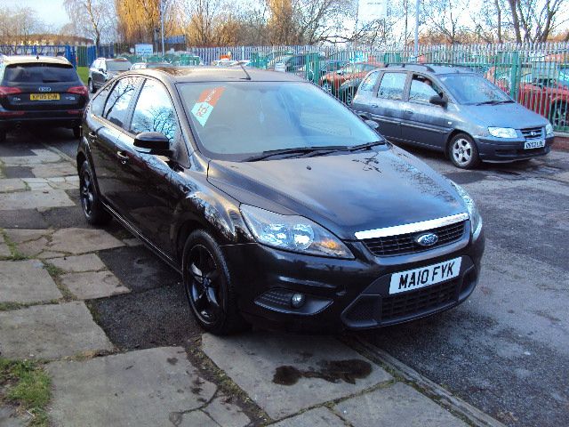 2010 FORD FOCUS 1.6 ZETEC TDCI 5d image 1