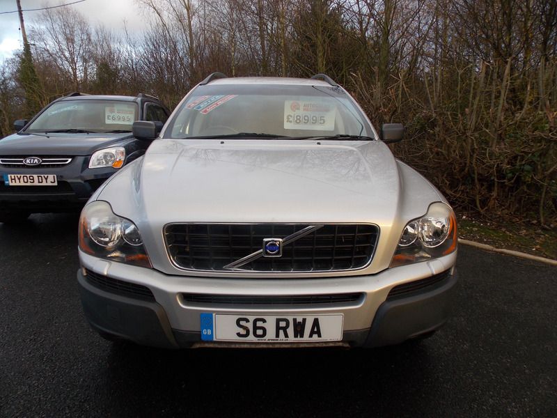 Volvo XC90 D5 SE image 2