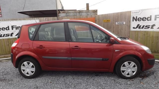2006 RENAULT SCENIC 1.6 EXPRESSION VVT 5d image 2