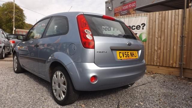 2006 FORD FIESTA 1.2 STYLE 16V 3d image 3