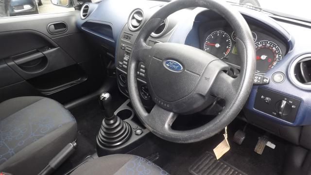 2007 FORD FIESTA 1.2 STYLE 16V 5d image 4