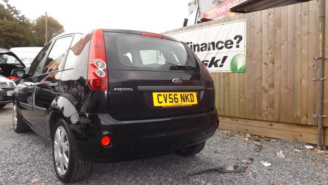 2006 FORD FIESTA 1.2 STYLE CLIMATE 16V 5d image 3