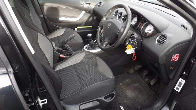 2008 PEUGEOT 308 2.0 SE HDI 5d image 5