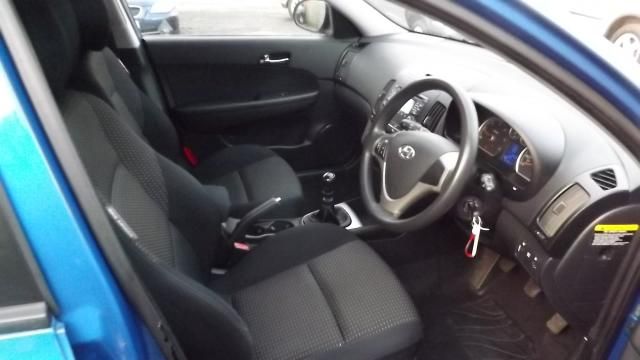 2008 HYUNDAI I30 1.6 COMFORT CRDI 5d image 5