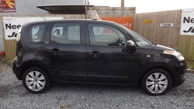 2010 CITROEN C3 PICASSO 1.6 VTR PLUS HDI 5d image 2