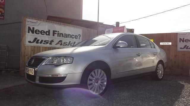 2008 VOLKSWAGEN PASSAT 1.9 TDI 4d image 2